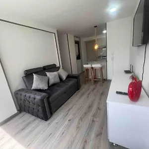 https://hermoso-y-cmodo-apartamento-cerca-al-aeropuerto-1.hotels-bogota.net