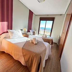 https://villa-casa-enmedio.es-andalucia.com