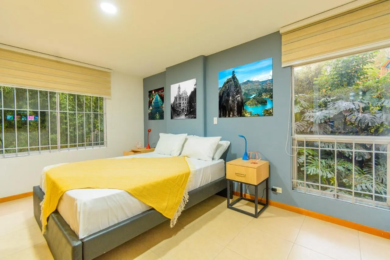 Modern Apartment Ultra Fast Internet in El Poblado Medellín 0*,  Colombia