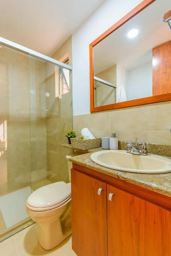 Modern Apartment Ultra Fast Internet in El Poblado Medellín