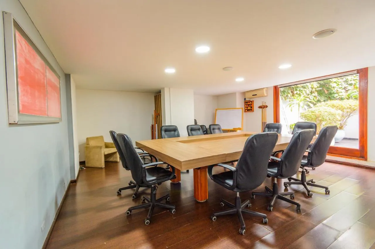 Modern Apartment Ultra Fast Internet in El Poblado Medellín Colombia