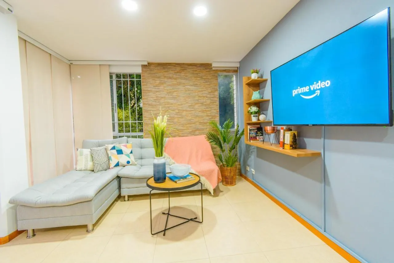 Modern Apartment Ultra Fast Internet in El Poblado Medellín Colombia